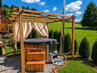 Osada Zawóz domki z balią jacuzzi i sauną nad Jeziorem Solińskim - 0