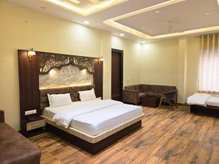 Pink Mahal Hotel & Resort - Jaipur - 0