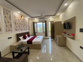 Hotel Pratishtha - 4