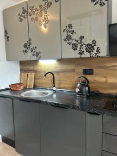 Suite 01 - 5