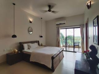 Prestige 2BHK Apartment in Panjim with Sea View & Pool - Designed by Gauri Khan - 5