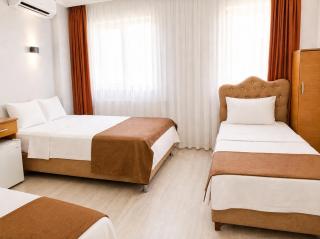 Cannady Affordable Cleaan Rooms Minimal Design Centrally Located Small City Hotel - 9