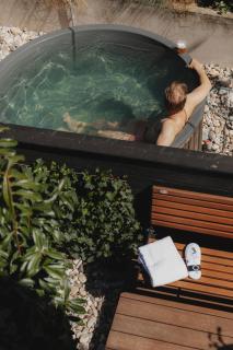 Man Met Bril Koffie Hotel - 9