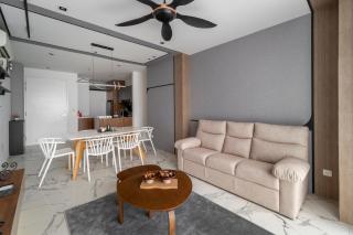 Lumi Tropicana by Livora Haus - 2