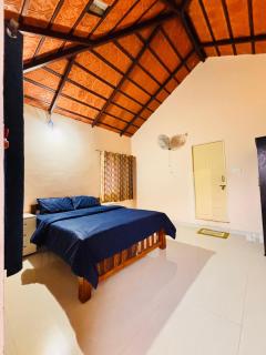 Himagiri home stay - 9
