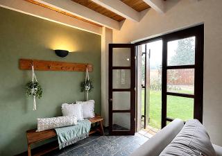 Birch and Bloom - Modern Cottage Retreat - 2