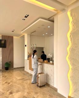 SUPREME Luxury HOTEL - Ulcinj - 9