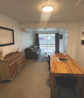 3BR Home with Large Yard & Garage - 6