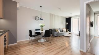 Flatbook - City Centre Motława River View Apartment with Parking - 4