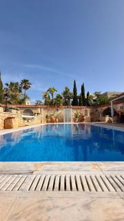 Central King of the valley Villa one of one - 2