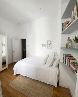 Fully Equipped 2-Bedroom ApartmentPerfect Short Stay in Gibraltar Town - 7