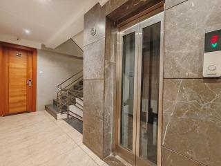 Hotel Sterling Executive - 6