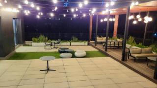 Sandton City Splendid Apartment 4 l Walk to Sandton City & MandelaSquare l Backup Power & Water - 2