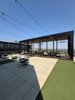 Sandton City Splendid Apartment 4 l Walk to Sandton City & MandelaSquare l Backup Power & Water - 5