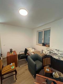 E105 Home - 2