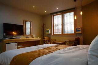 Hwangsil Tourist Hotel Seojoong - 4