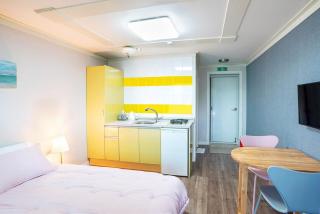 Anmyeondo Badatga Pension - Taean - 8