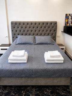 Hostly, brand new cozy beachfront apartment - 9