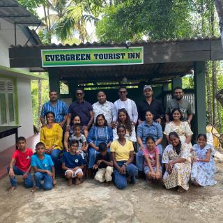 Evergreen tourist inn - 1