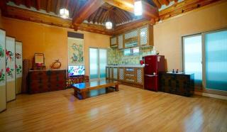 Jeonju Cheongsachorong Taejoro Pension - 7