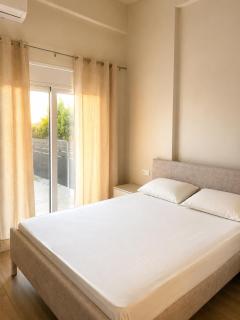 Glyfas Apartments B - 0