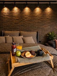 Industrial apartment with free parking & smart check-in near Terminal shopping center - 1