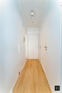 May Fair Studio 0005 - 5
