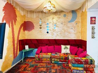 Arabian Nights Suite Romantic Moroccan Escape - 9