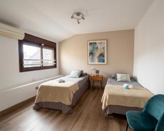 Duplex Idéal Vue Mer & Montagnes, à 5 min à Pied de la Plage - 2