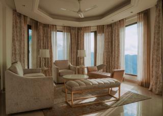 The Auramah Retreat - 4BHK Villa with Mountain & Valley View - Private Balconies & Parking - 0