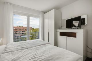 Klimaanlage, Balkon & Parkplatz - Ferienwohnung Bouquet - 1