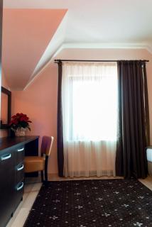 Pridvorul Haiducilor - Slănic-Moldova - 5