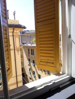 Charming 2-Bedroom Apartment in the Heart of Genova - 8