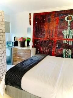Caline VIP Luxury Jacuzzi &, Swimming Pool MEWS - Kaapstad - 2