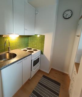 Quiet 2-Room Apt - Free Parking, WiFi, & Balcony - 8