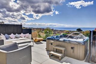 Finest Retreats - Seamill Beach House - 2