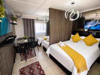 Royal Palms Guest House - 2