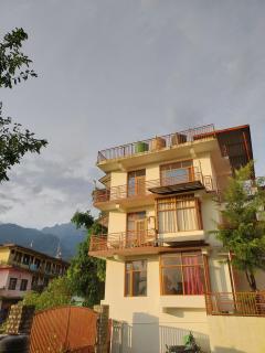 HIMVIGRAHA- Your Mountain Retreat - 0