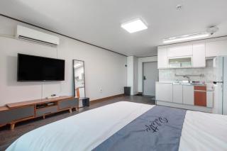 Yeosu Palette Pension - 7
