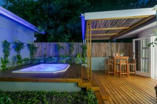 Lagoon Point Lodge - 8