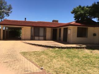 Pinjarra Caravan Park and Cabins - 9