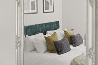 Stylish Home, 1GB WiFi, Parking - 8