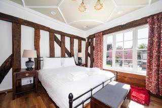 Long Melford Apartment - Timeless Luxury - 3