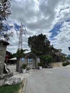 BAR RESTORANT HOTEL ALPET Elbasan - 8