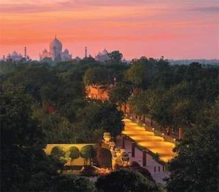 Hotel Taj Plaza, Just a 5-minute walk from the Taj Mahal 600 meters - 5
