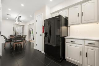 Ironbound 20m to NYC Sleeps 6 with 1 Free Parking Apt2 - 3