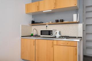 Andersa Charming Studio by BookingHost - 1