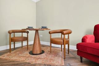 Elegant One-Bed Apartment Near Oban Bay - 1