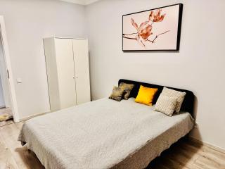 Luxus apartman a Marina Parton terasszal és parkolóval - 3