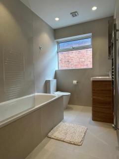 Spacious, Newly Renovated Flat in Charming Village - 9